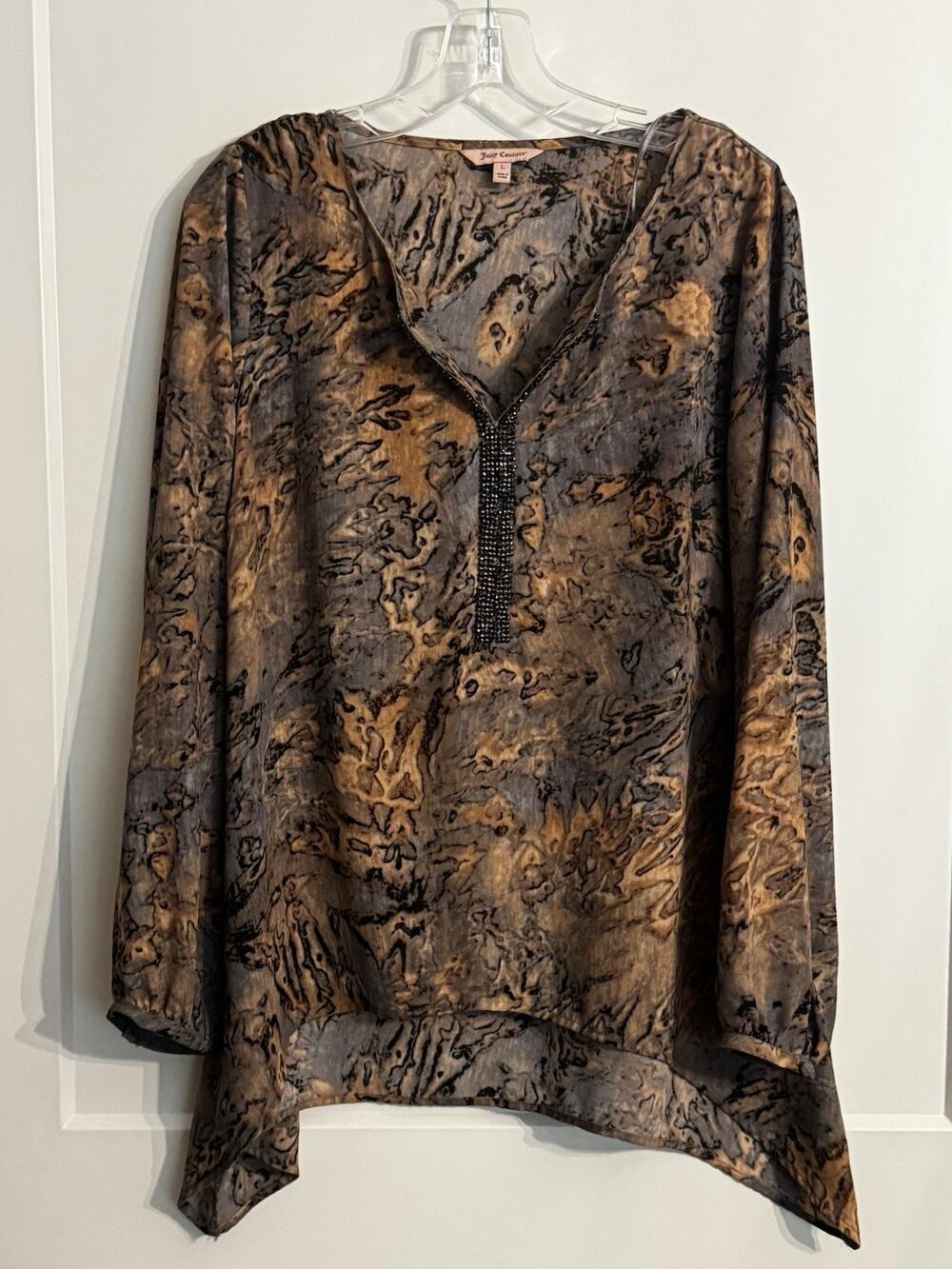Juicy Couture Womens Animal Print Blouse Popover Sz L Rhinestone Pink Gray